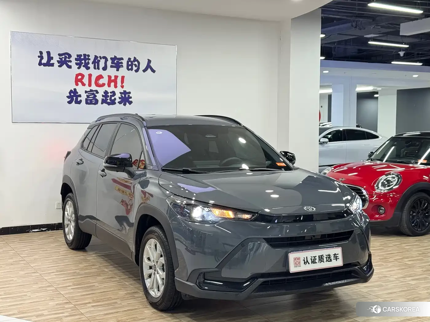 Toyota Frontlander 2026 Silver/gray из Китая, фото 5