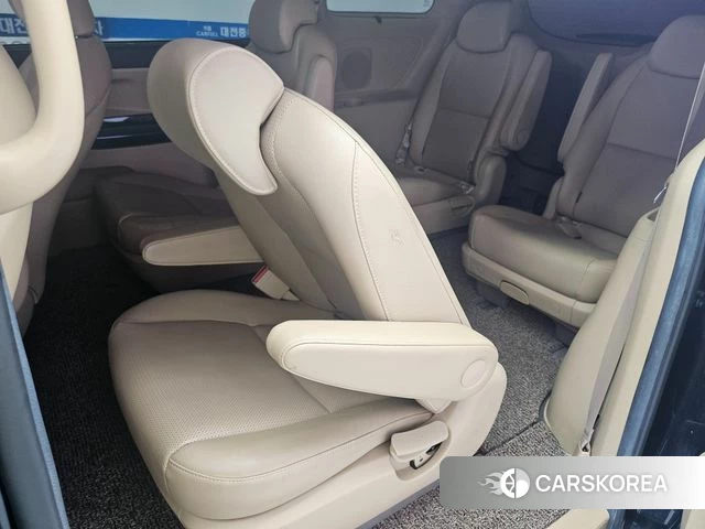 Kia The New Carnival 2019 Черный из Кореи, фото 5