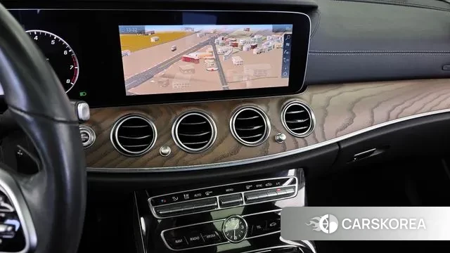 Mercedes-Benz E-Class W213 2019 Синий из Кореи, фото 5