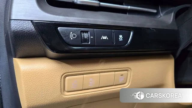 Kia Carnival 4th generation 2021 Серебряный из Кореи, фото 5