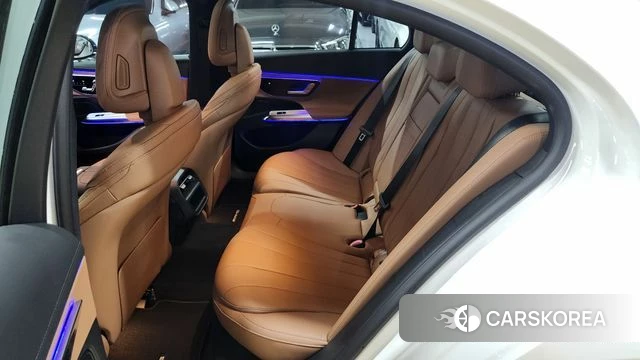Mercedes-Benz E-Class W214 2026 Белый из Кореи, фото 5