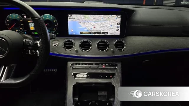 Mercedes-Benz E-Class W213 2021 Белый из Кореи, фото 5