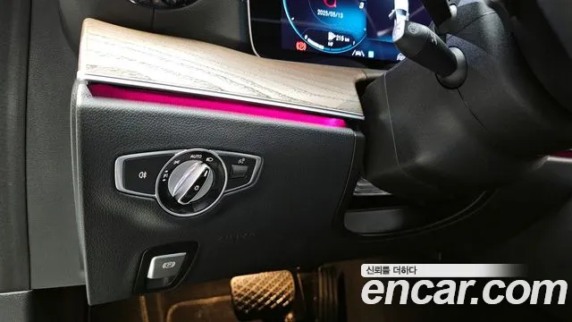 Mercedes-Benz E-Class W213 2023 Белый из Кореи, фото 5