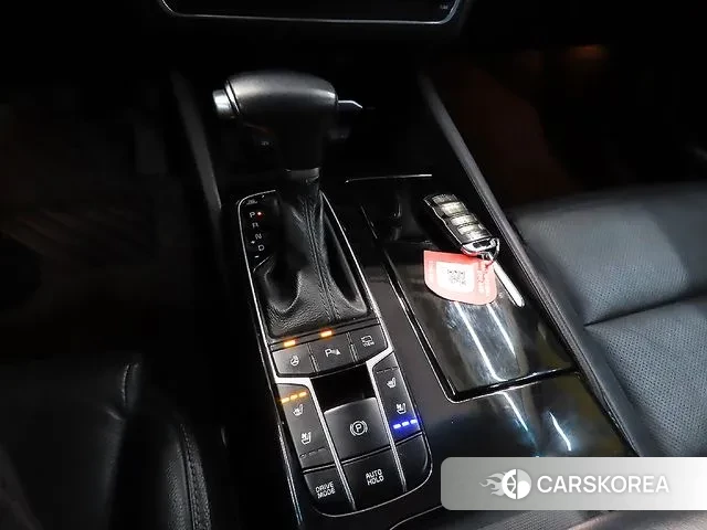 Kia Come New K7 2018 Белый из Кореи, фото 5