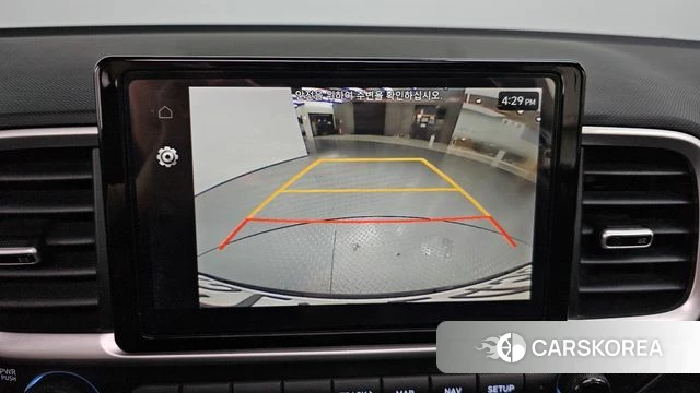 Hyundai Venue 2023 Белый из Кореи, фото 5