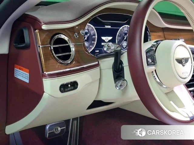 Bentley Flying Spur 3rd Generation 2024 Фиолетовый из Кореи, фото 5