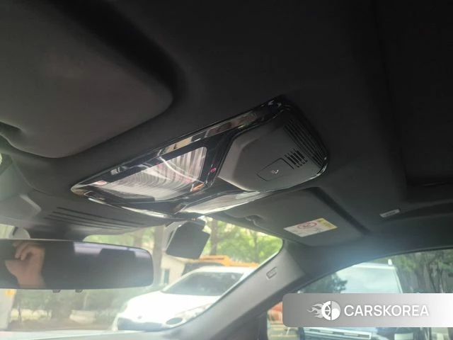 BMW X6 (G06) 2025 Небесно-голубой из Кореи, фото 5