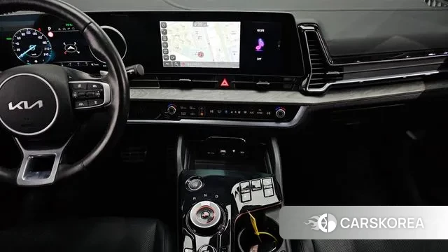 Kia Sportage 5th Generation Hybrid 2023 Белый из Кореи, фото 5