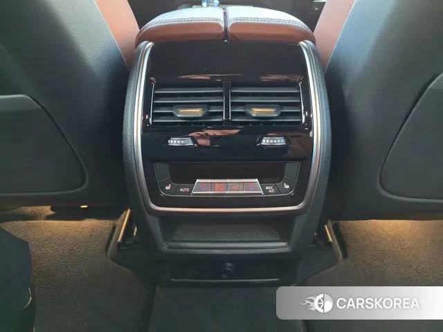 BMW X5 (G05) 2021 Темно-зеленый из Кореи, фото 5