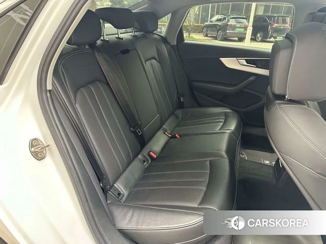 Audi A4L 2024 Белый из Китая, фото 5