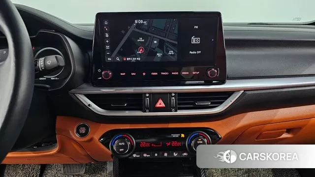 Kia The New K3 2nd generation 2021 Белый из Кореи, фото 5