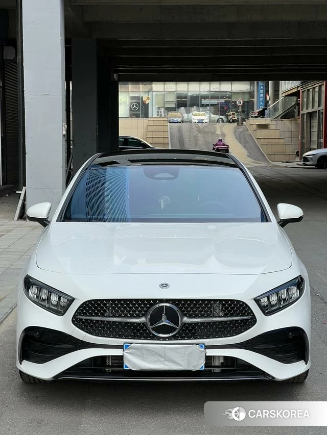 Mercedes-Benz Class A 2024 Белый из Китая, фото 5