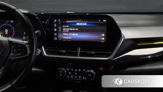 Chevrolet (GM Daewoo) Trax Crossover 2023 Белый из Кореи, фото 5