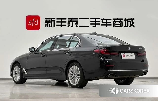 BMW 5 series 2022 Черный из Китая, фото 5