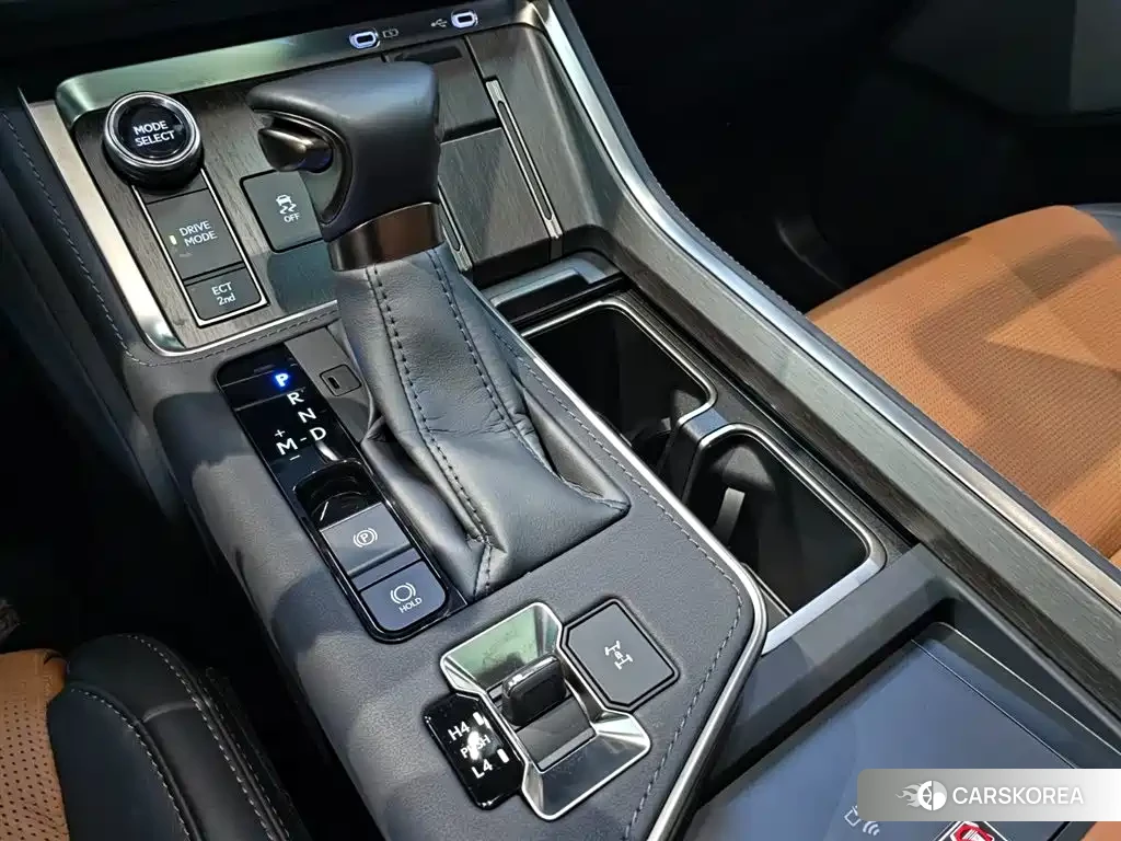 Lexus GX 2025 Черный из Китая, фото 5