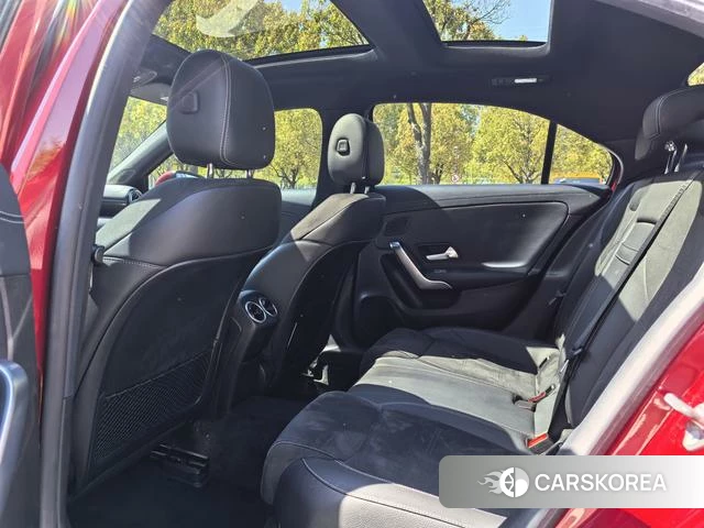 Mercedes-Benz Class A 2020 Красный из Китая, фото 5