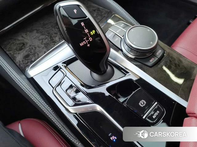 BMW 5 series 2023 Черный из Китая, фото 5