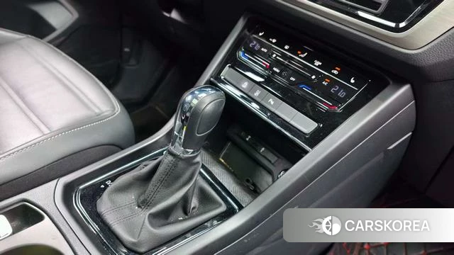 Volkswagen Touran L 2022 Синий из Китая, фото 5