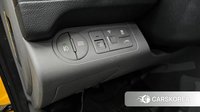 Hyundai The New Grand Starex 2019 Желтый из Кореи, фото 5