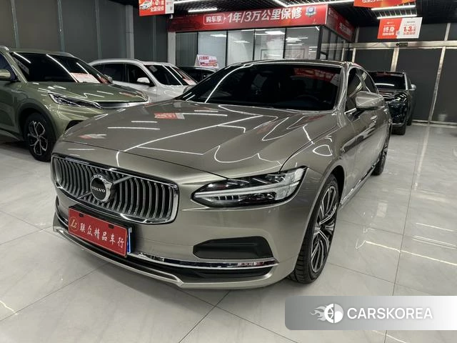 Volvo S90 2022 Шампань из Китая, фото 5