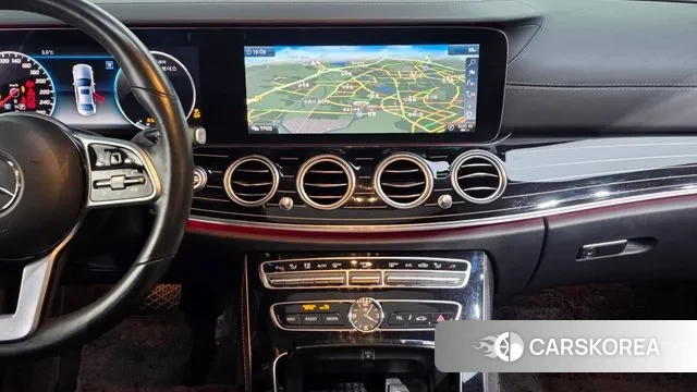 Mercedes-Benz E-Class W213 2019 Белый из Кореи, фото 5