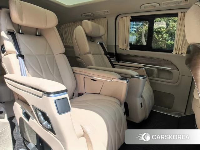 Mercedes-Benz V-class 2022 Черный из Китая, фото 5