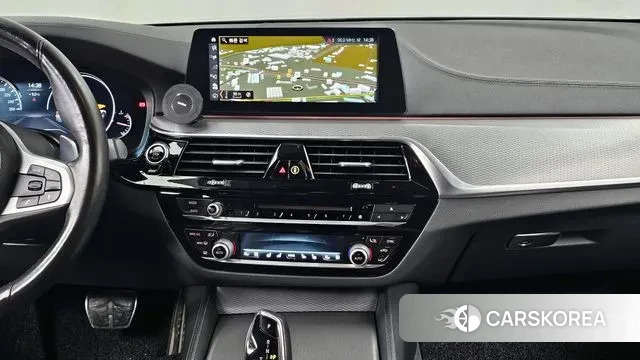 BMW 5 Series (G30) 2018 Черный из Кореи, фото 5