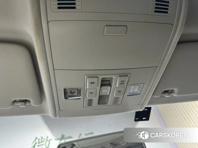 Volkswagen Bora 2023 Белый из Китая, фото 5