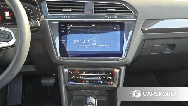 Volkswagen Tiguan second Generation 2022 Белый из Кореи, фото 5