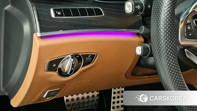 Mercedes-Benz E-Class W213 2018 Белый из Кореи, фото 5