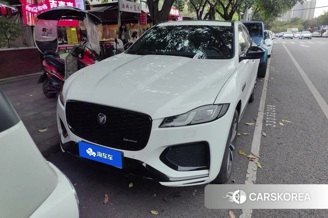 Jaguar F-PACE 2024 Белый из Китая, фото 5