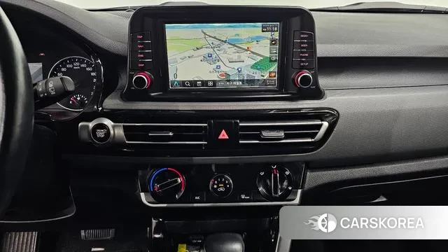 Kia Seltos 2021 Белый из Кореи, фото 5