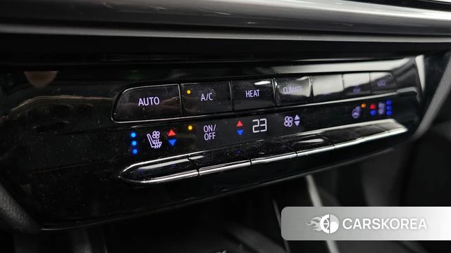 Chevrolet (GM Daewoo) Bolt EUV 2023 Небесно-голубой из Кореи, фото 5