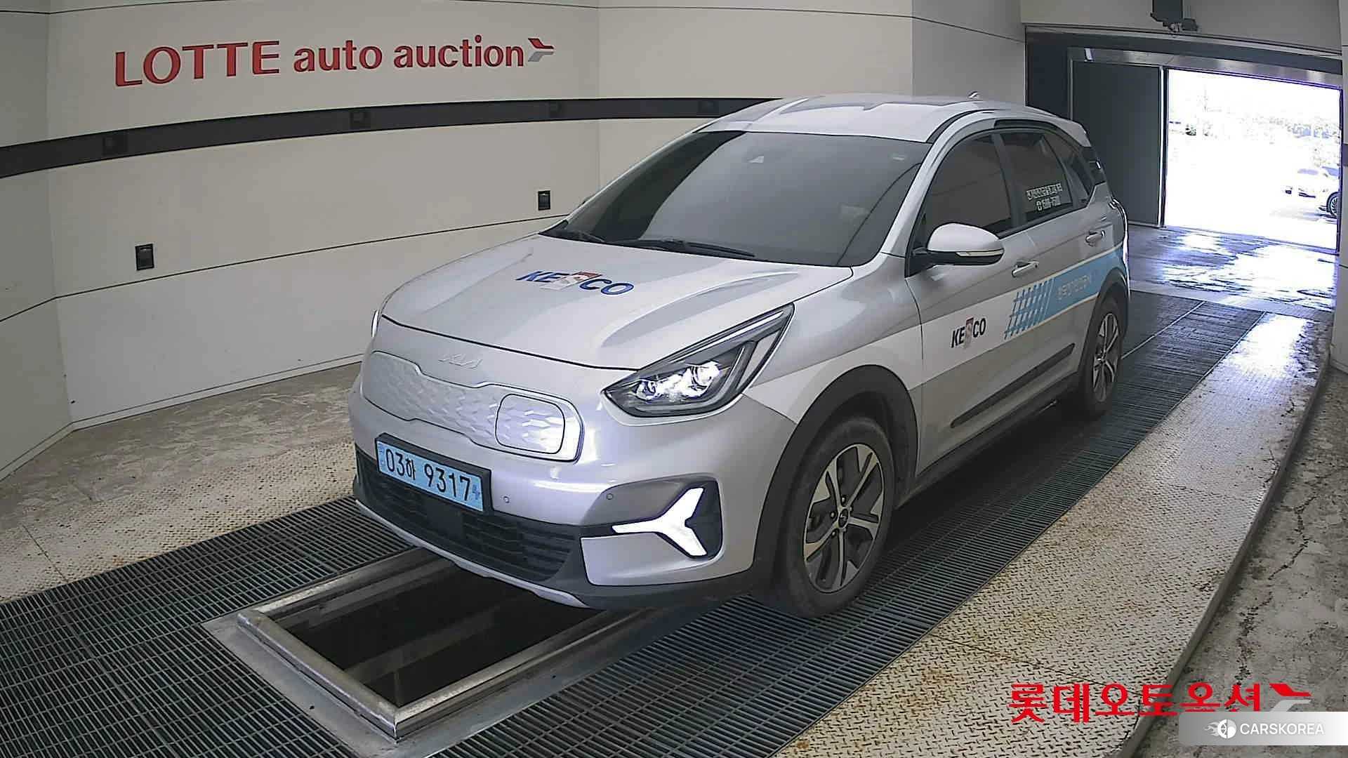 Kia Niro Plus 2023 Sparkling Silver из Кореи, фото 5