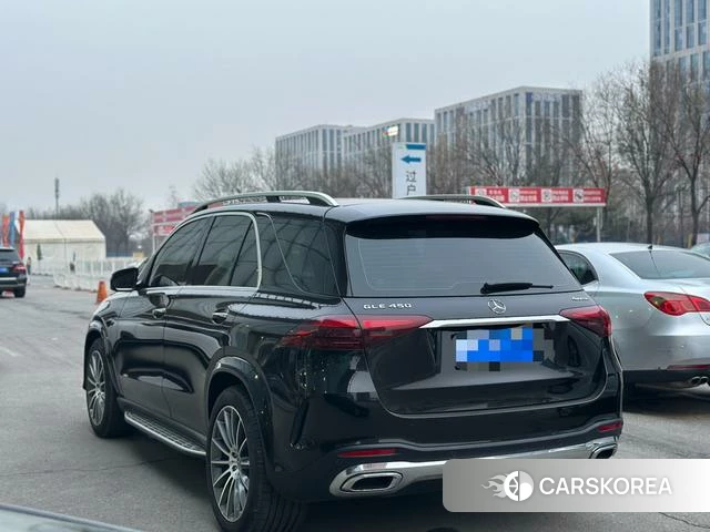 Mercedes-Benz GLE (import) 2024 Черный из Китая, фото 5