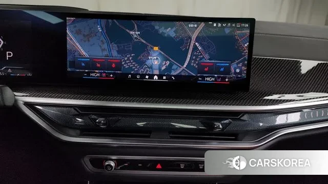 BMW X7 (G07) 2024 Черный из Кореи, фото 5