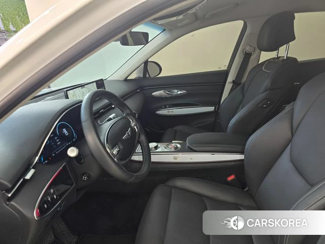 Genesis GV70 2023 Жемчужный цвет из Кореи, фото 5