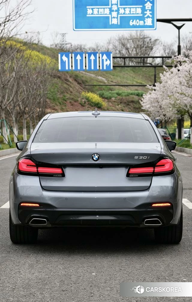 BMW 5 series (imported) 2021 Темно-серый из Китая, фото 5