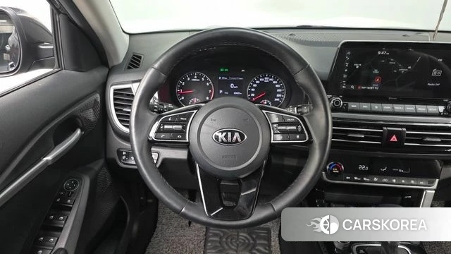 Kia Seltos 2021 Серый из Кореи, фото 5