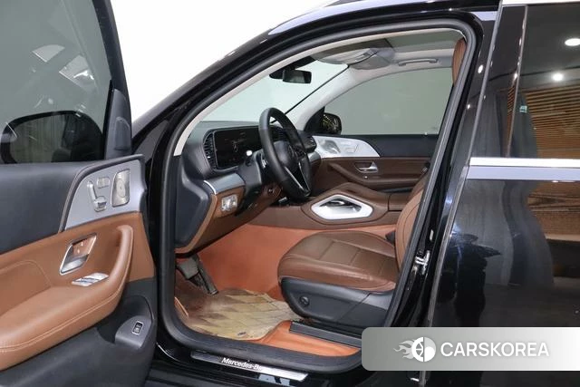 Mercedes-Benz GLE (import) 2024 Черный из Китая, фото 5