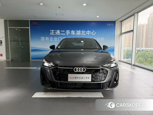 Audi A5L 2025 Темно-серый из Китая, фото 5