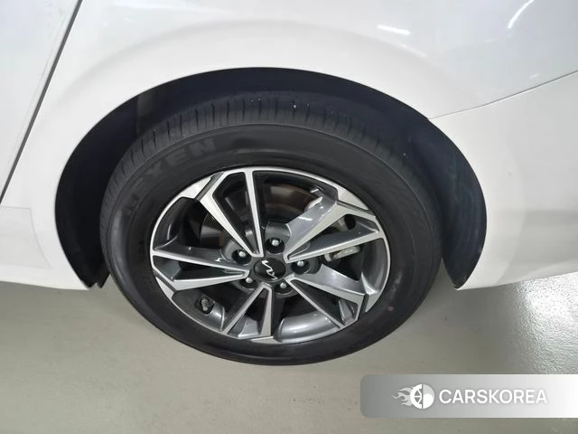 Kia The New K3 2nd generation 2022 Белый из Кореи, фото 5