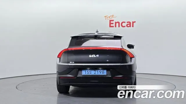 Kia EV6 2022 Серый из Кореи, фото 5