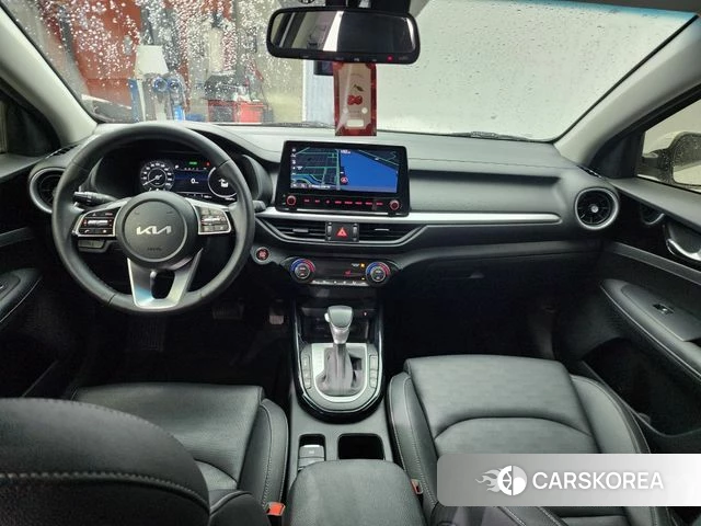 Kia The New K3 2nd generation 2021 Белый из Кореи, фото 5