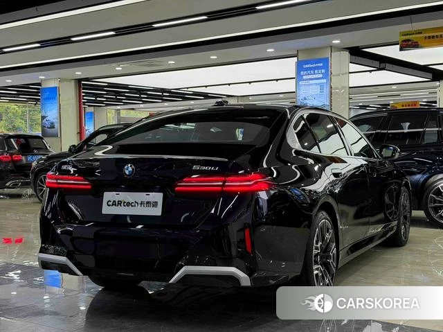 BMW 5 series 2025 Черный из Китая, фото 5