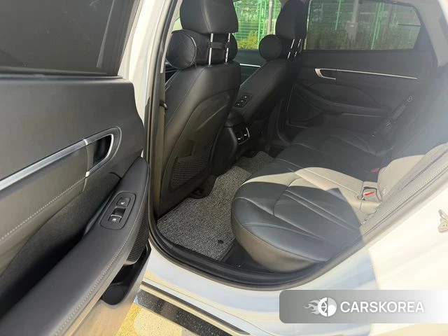 Hyundai Sonata D Edge Hybrid (DN8) 2023 Белый из Кореи, фото 5