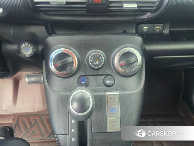 Hyundai Casper 2023 Темно-зеленый из Кореи, фото 5