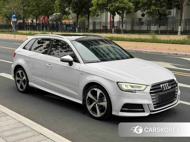 Audi A3 2019 Белый из Китая, фото 5