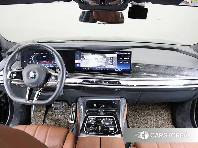 BMW 7 Series (G70) 2023 Черный из Кореи, фото 5