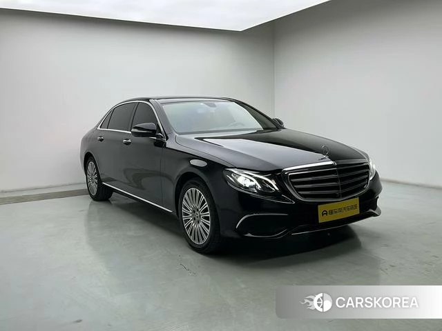 Mercedes-Benz E-class 2020 Черный из Китая, фото 5